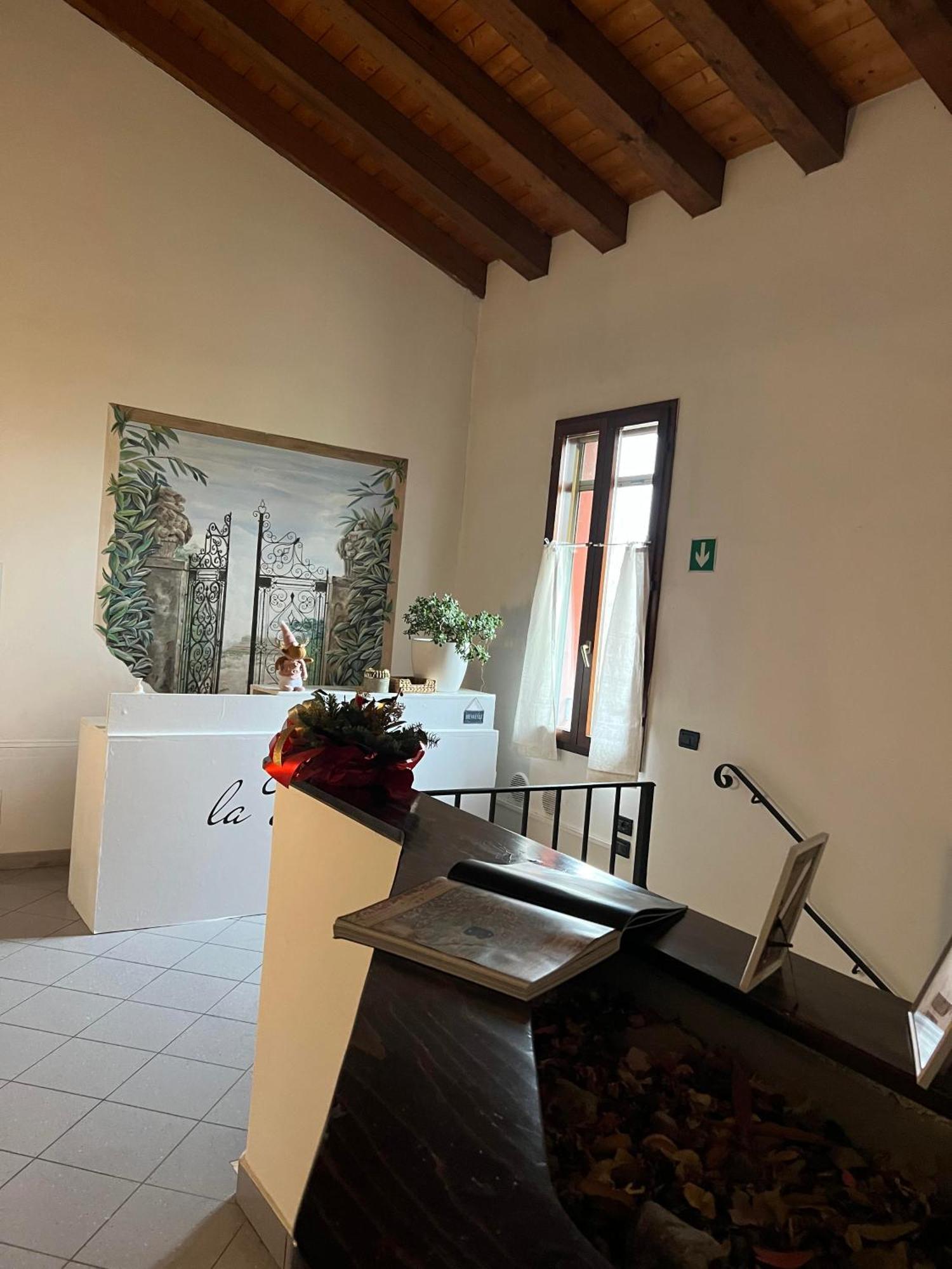 La Divina Hotel Sant'Agata Bolognese Exterior photo
